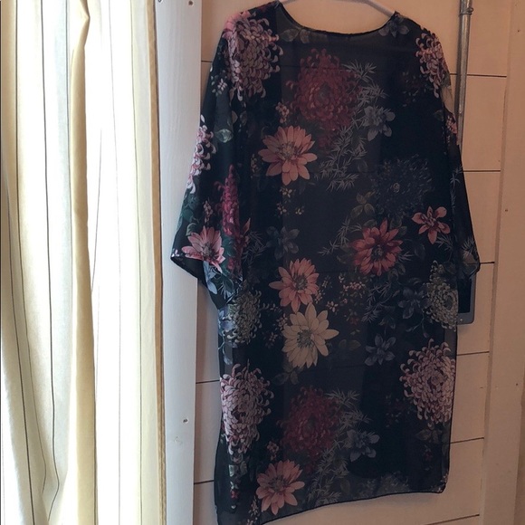 Kimono - Picture 4 of 5